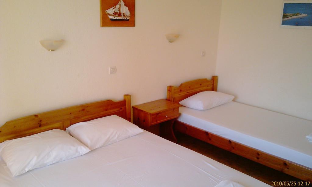 Hotel Giorgio Kallithea  Habitación foto
